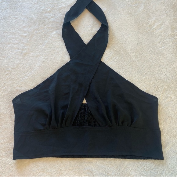 Black Cross Over Boho Style Halter Top Crop Top - Picture 3 of 9